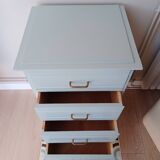 Vintage 4-drawer chest of drawers