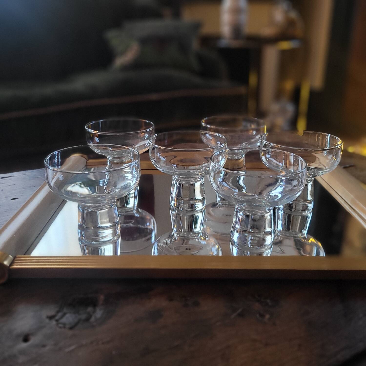 6 modernist bowls in solid glass (1970s)