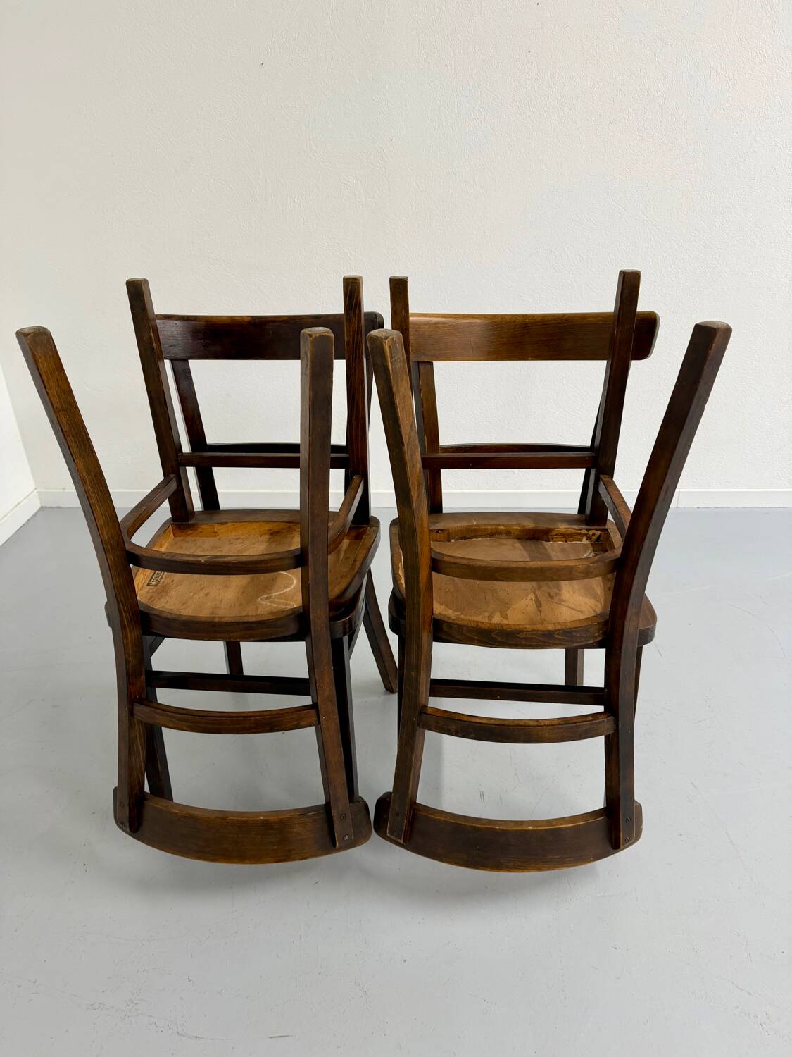 Lot de 4 chaises de bistrot thonet années 50 vintage bois