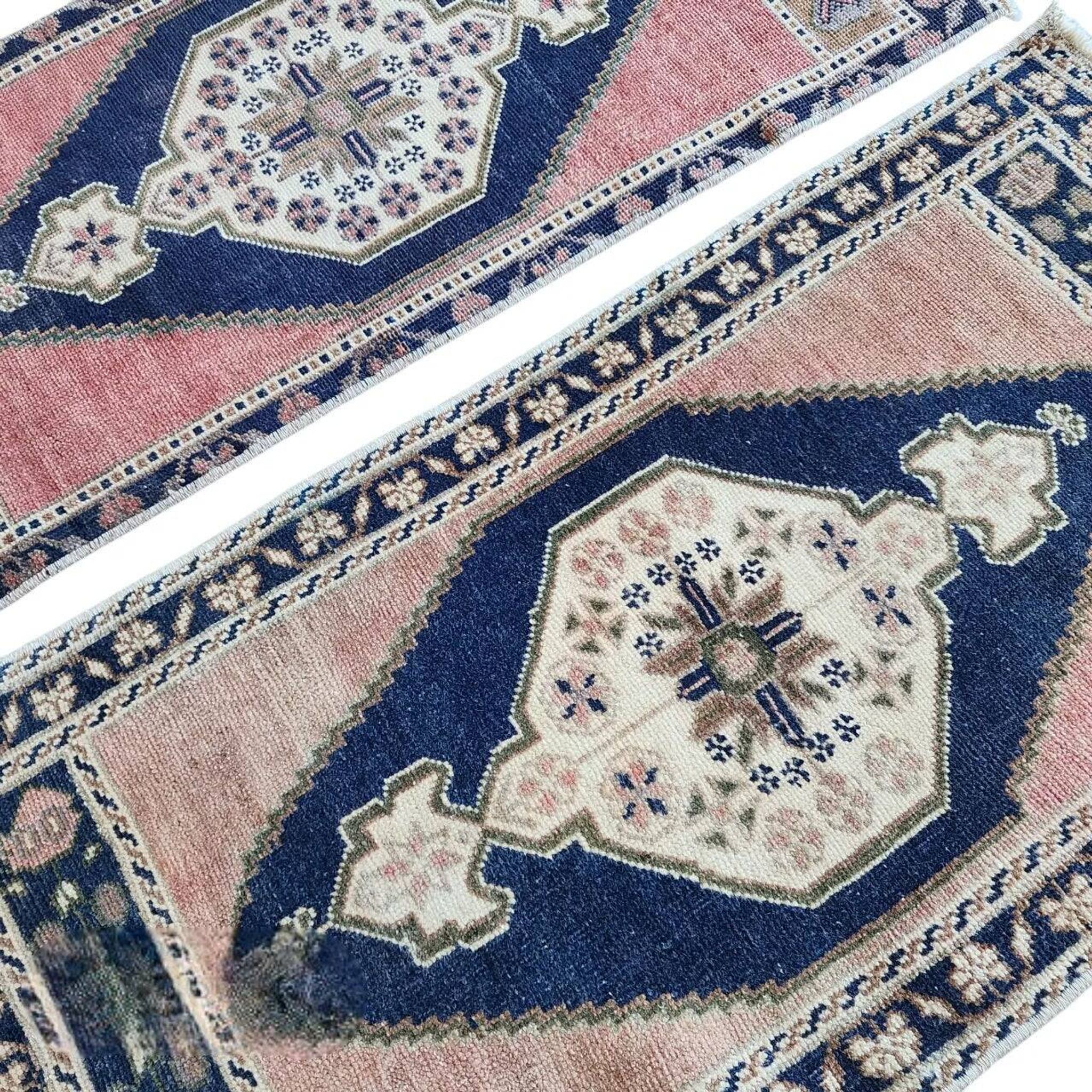 Set of 2 vintage handmade Turkish rugs 48x103 cm