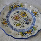 Assiette décorative en faïence décor fleuri de Talavera