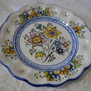 Decorative earthenware plate with floral Talavera decoration
