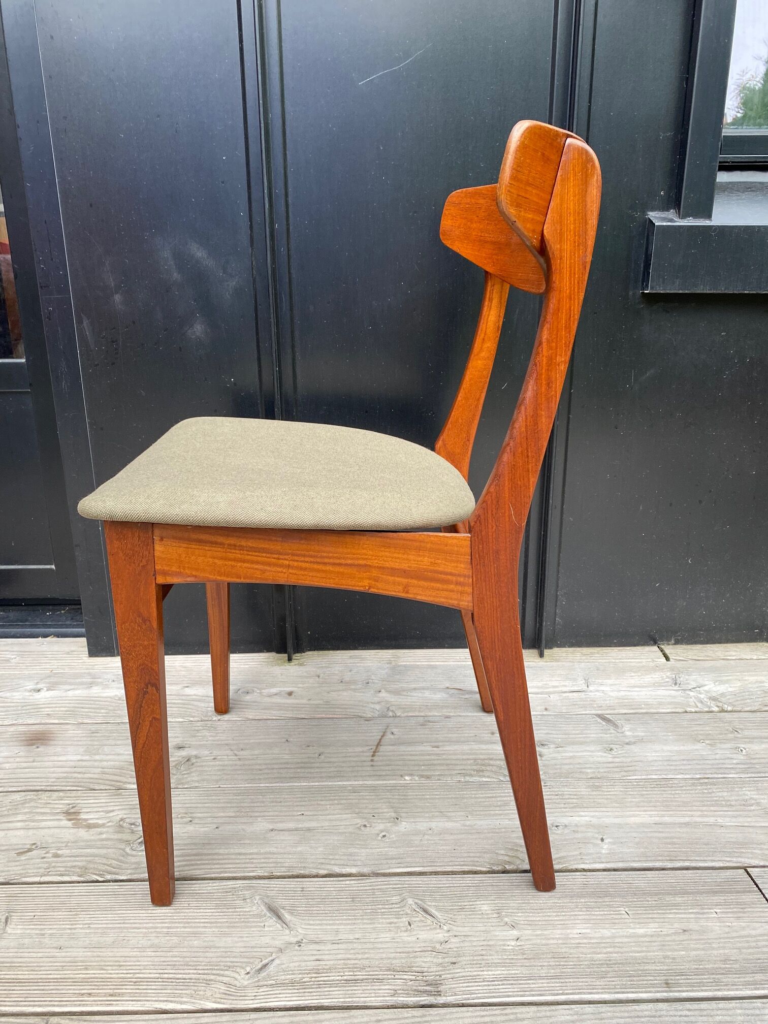 4 Chairs edited by Silkeborg