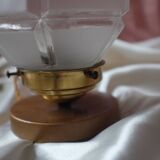 Lamp to lay and its vintage globe