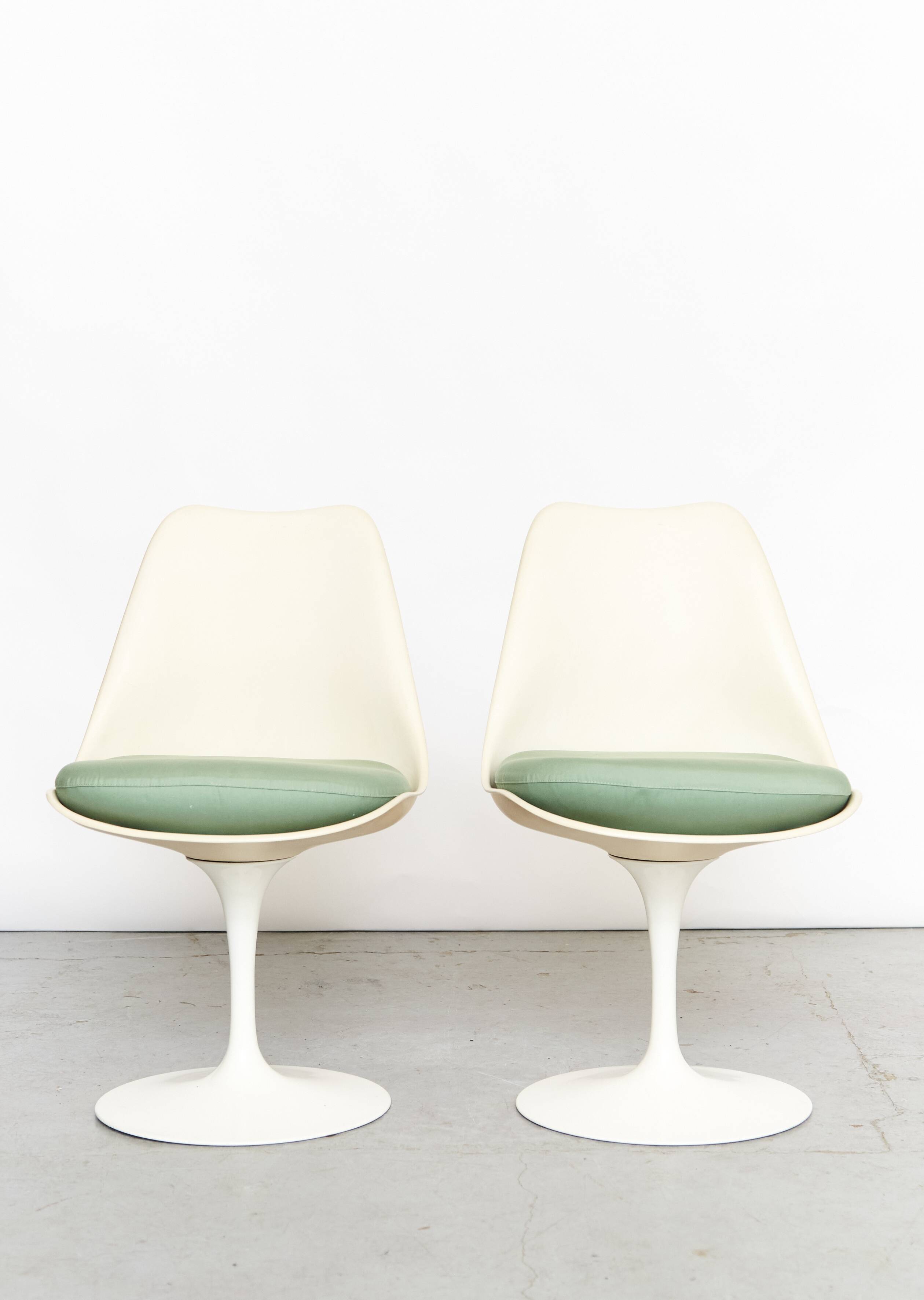 Eero Saarinen Tulip Chair for Knoll International