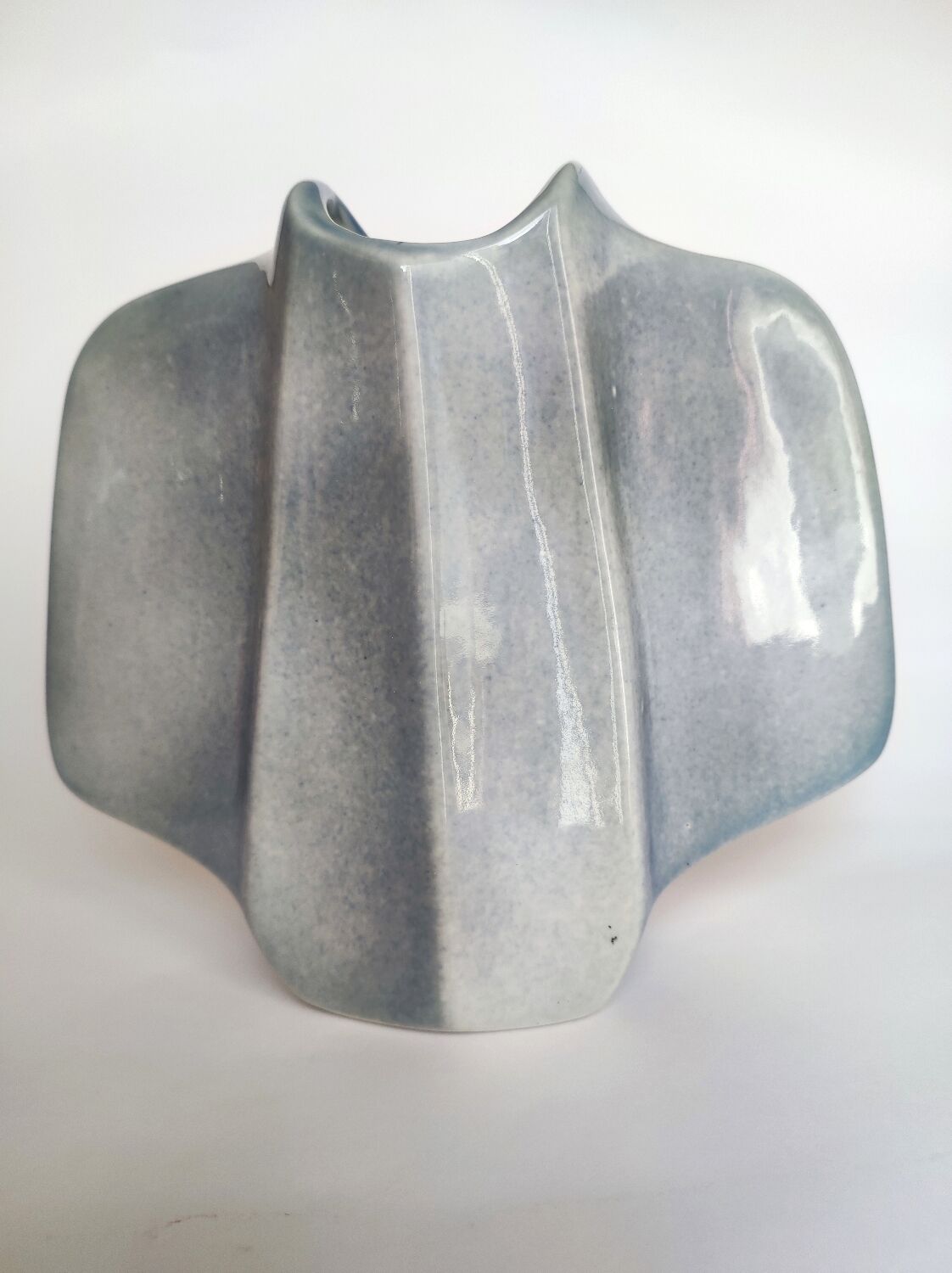 Virebent vase model Lebe