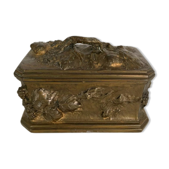Coffret a bijoux en bronze XIXe decor de feuillage naturaliste