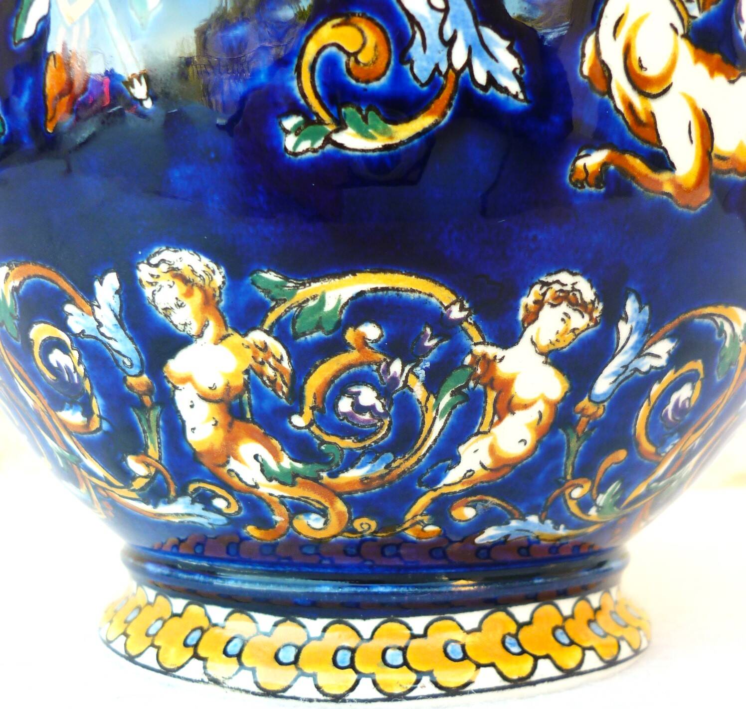 Large pitcher vase, Gien earthenware, Renaissance model, 1940s/50s.