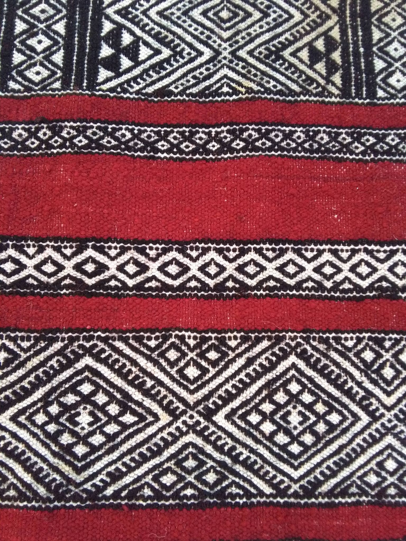 Carpet kilim red and Black wool 127 x217cm