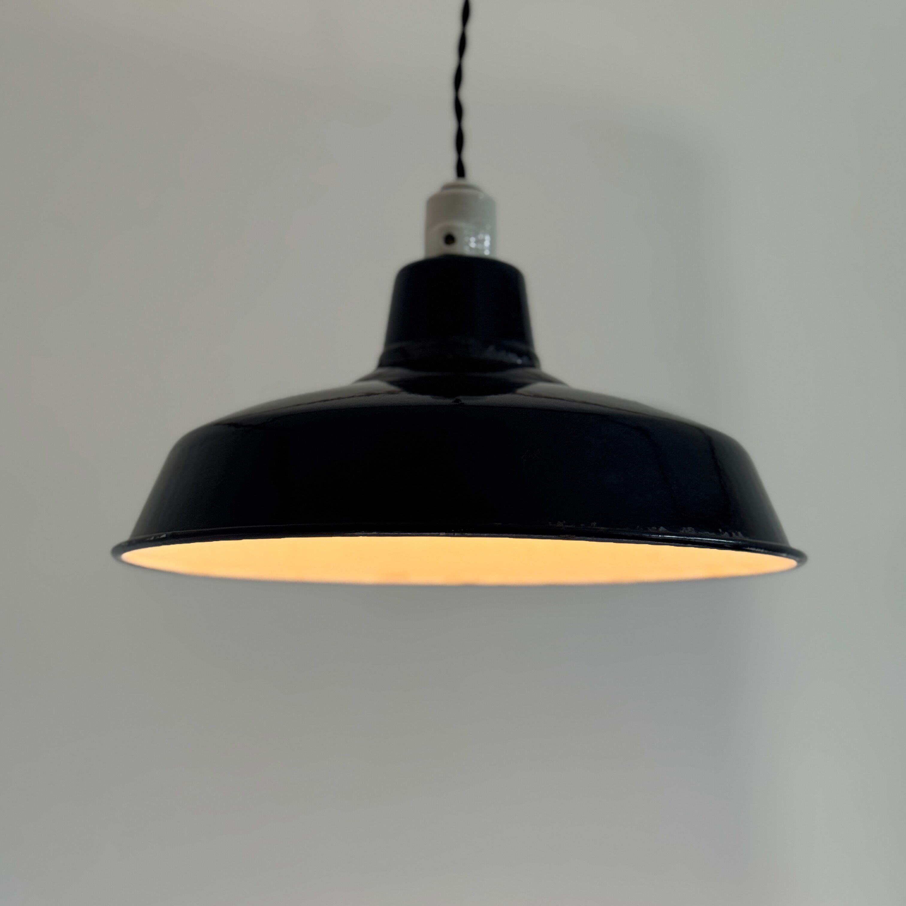 Old enamelled workshop suspension