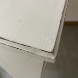 White headboard