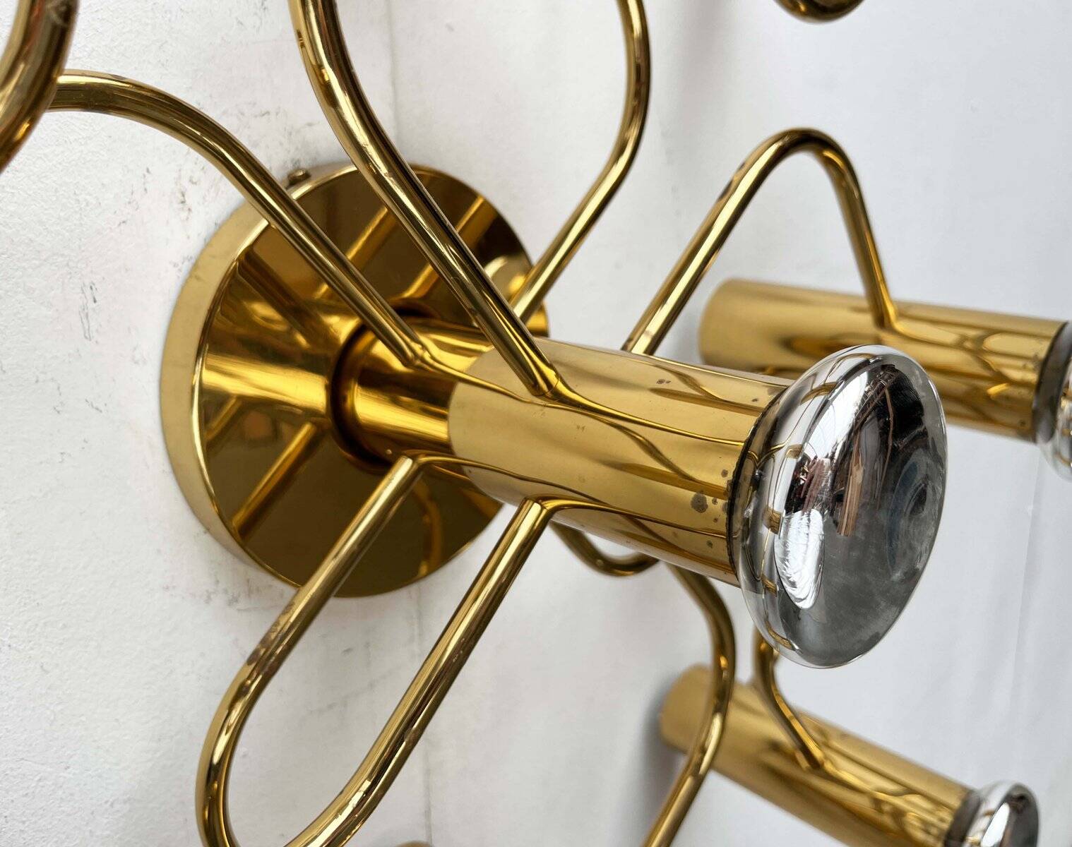 Vintage German wall lamp Hollywood Regency by Gaetano Sciolari for Leola, 1970s.