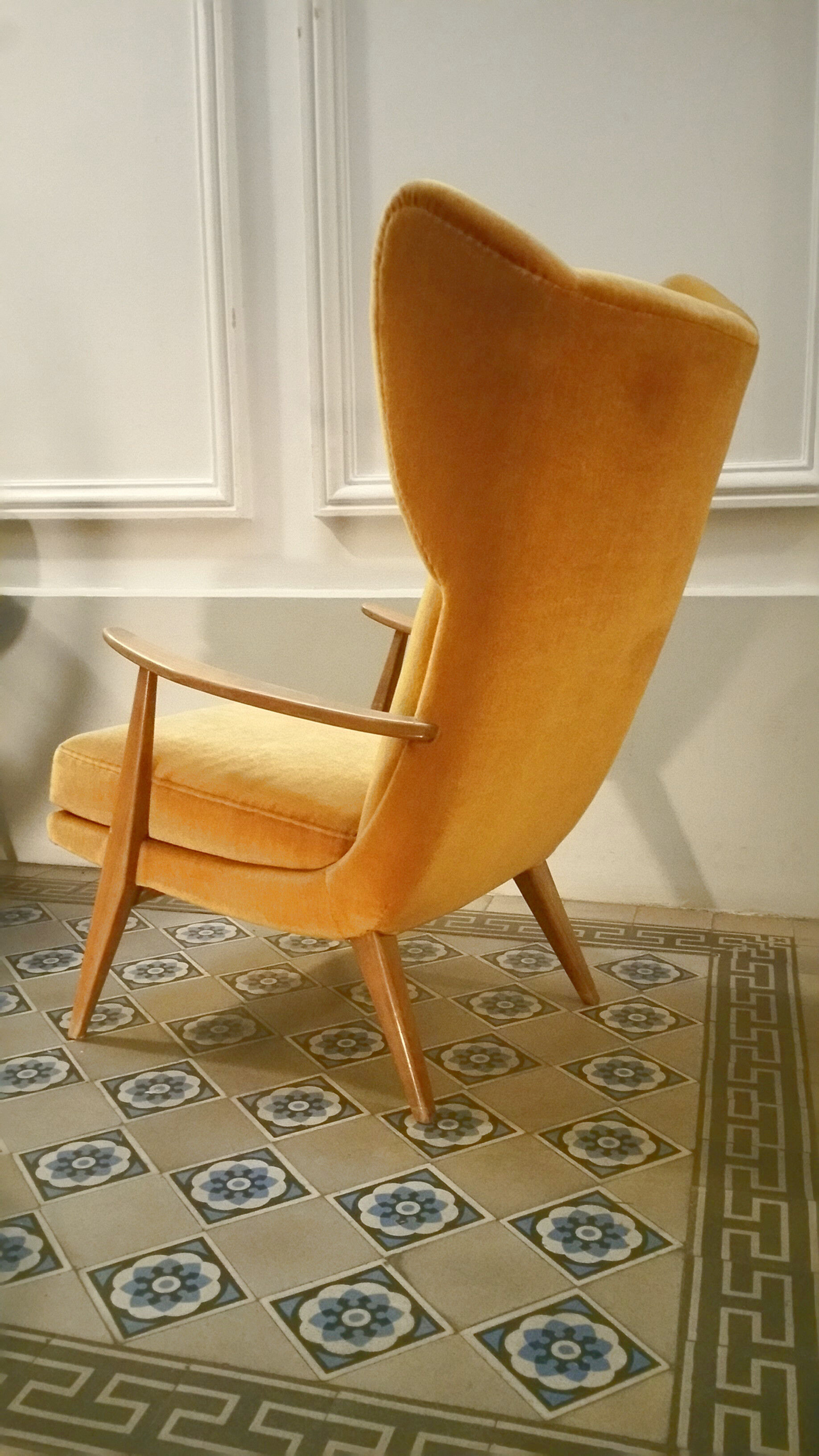 Wing armchair by  Wilhelm Knoll for Antimott