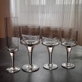 Service de 48 verres cristal