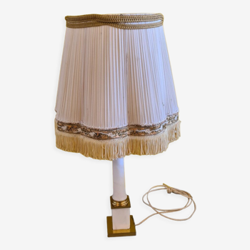 Classic french table lamp with alabaster and gold plated elements. from around the 1950/60s.