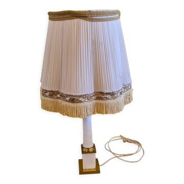 Classic french table lamp with alabaster and gold plated elements. from around the 1950/60s.