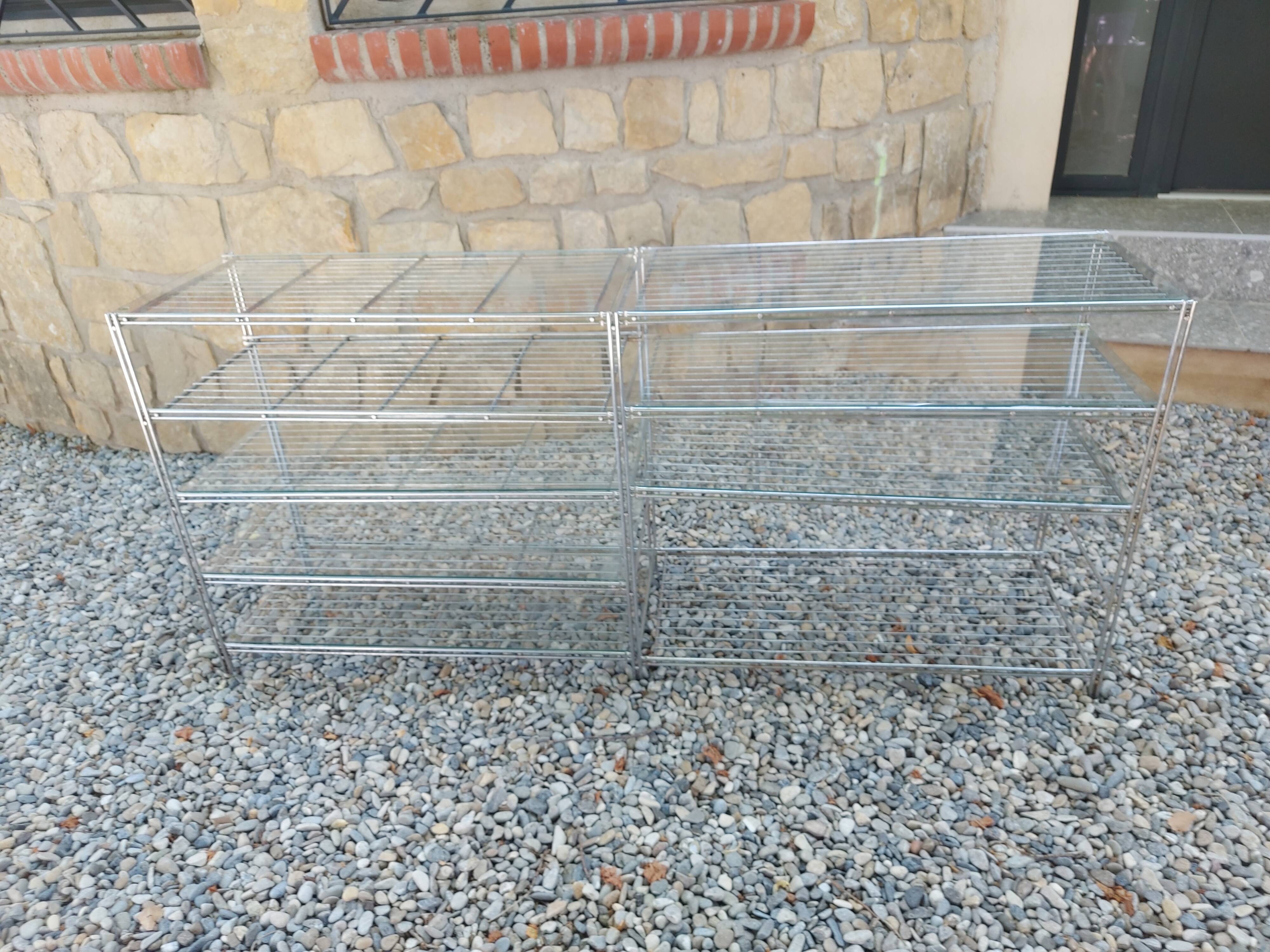 Etagère Ikea années 80 en acier chromé et verre par Niels Gammelgaard