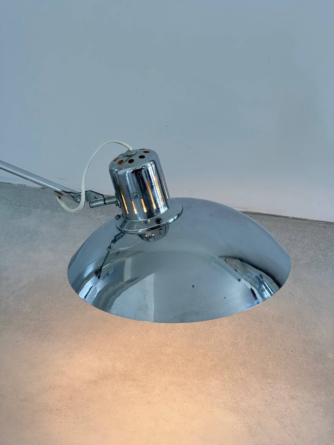 Pendulum lamp, space age design André Lavigne, Aluminor edition, France 1960