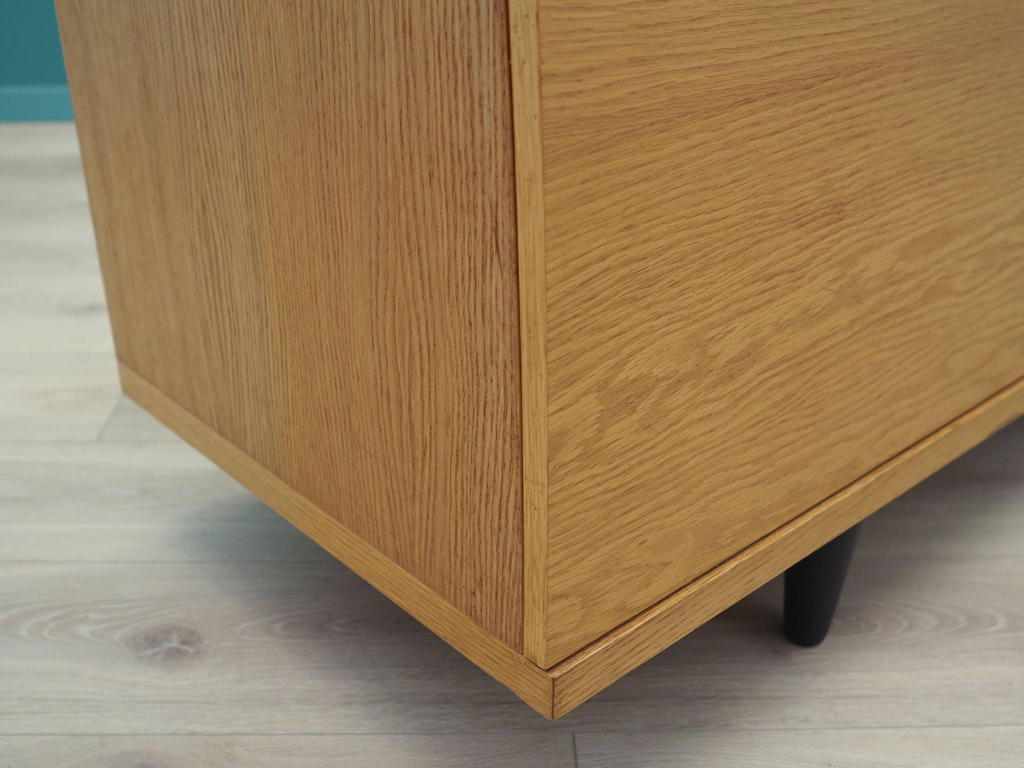 Buffet en frêne, design danois, années 1990, fabriqué par Skovby