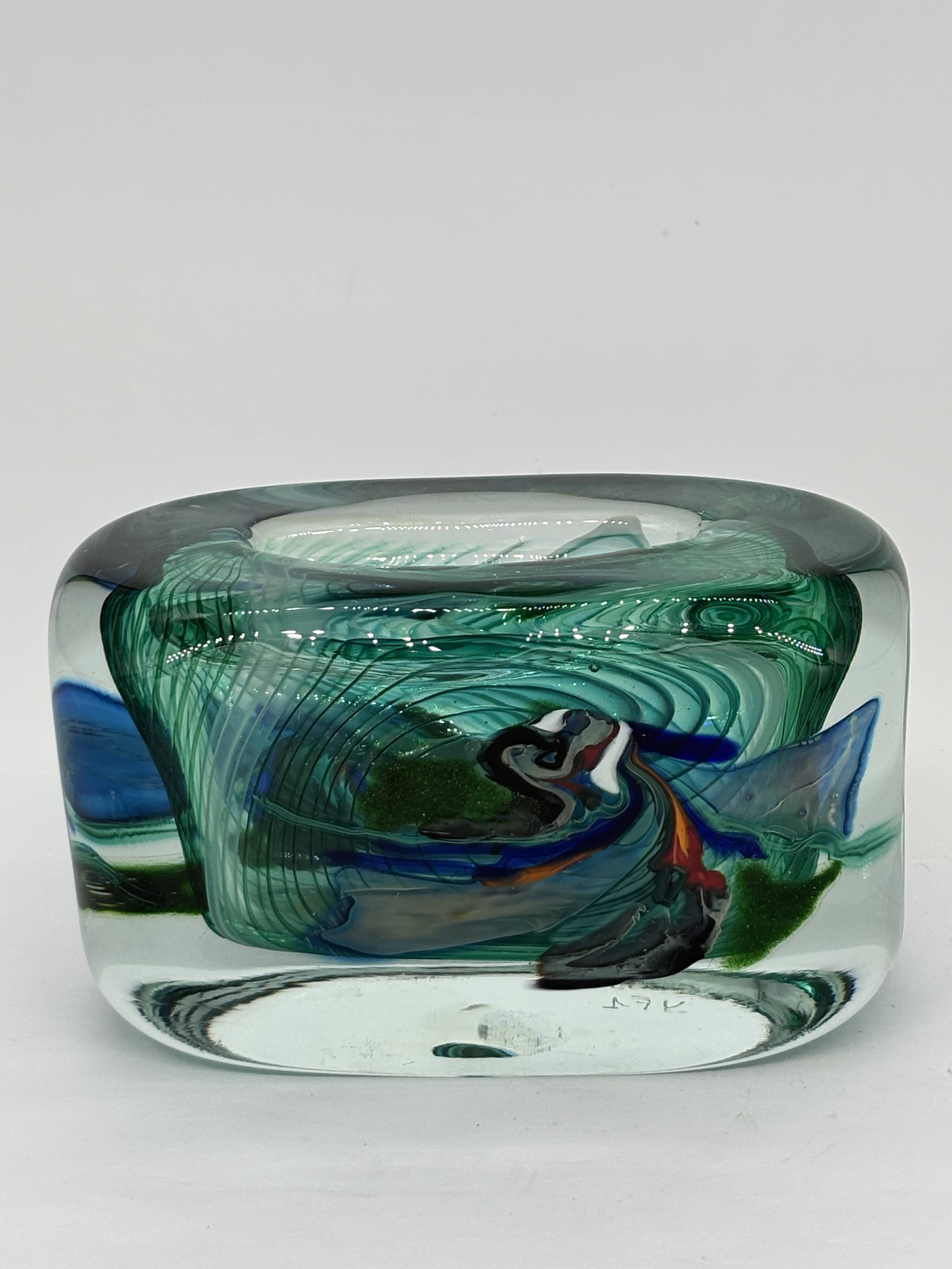 Murano vase in green signed by Robert Pierini.