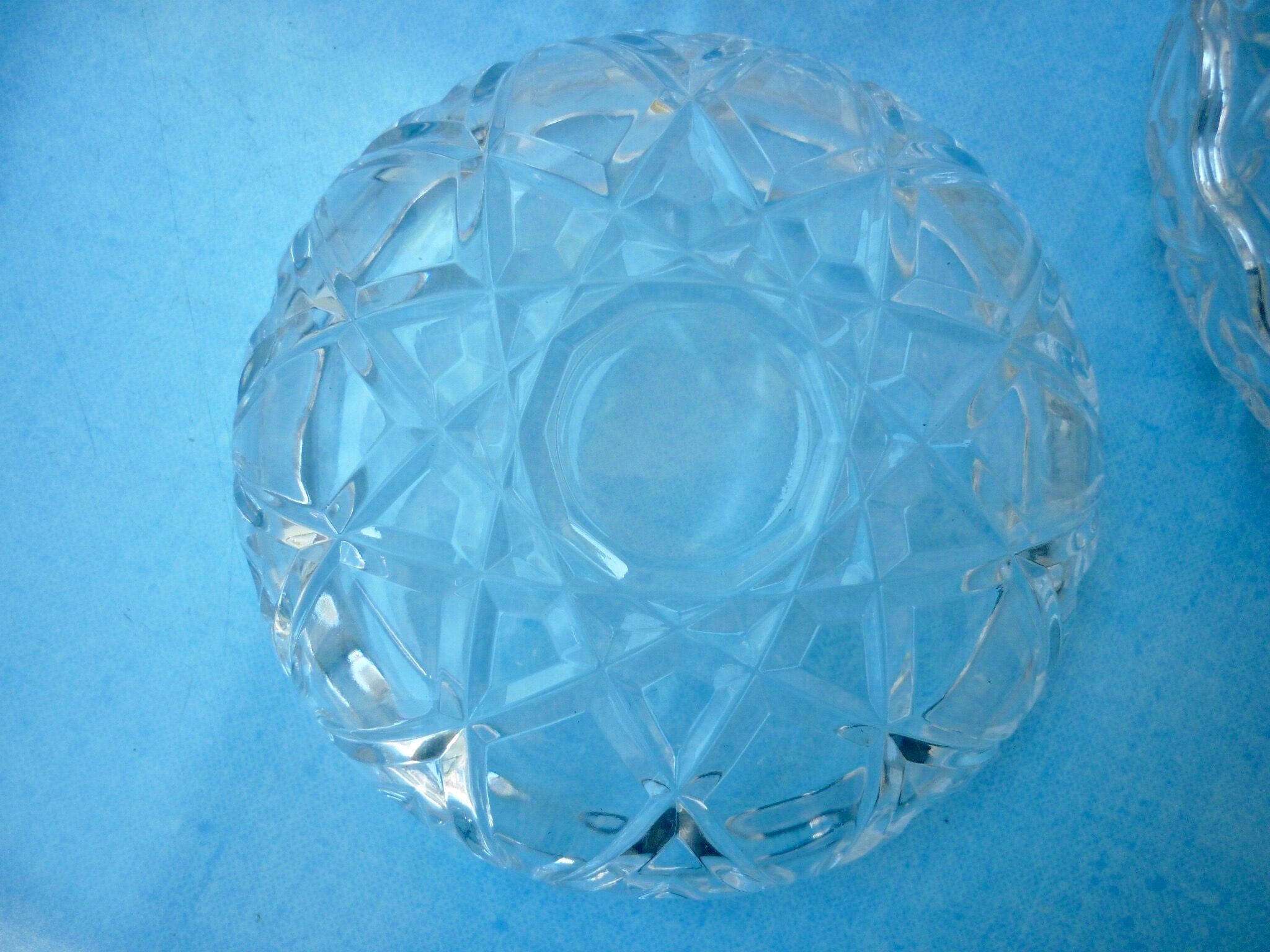 4 crystal chisell ramekins