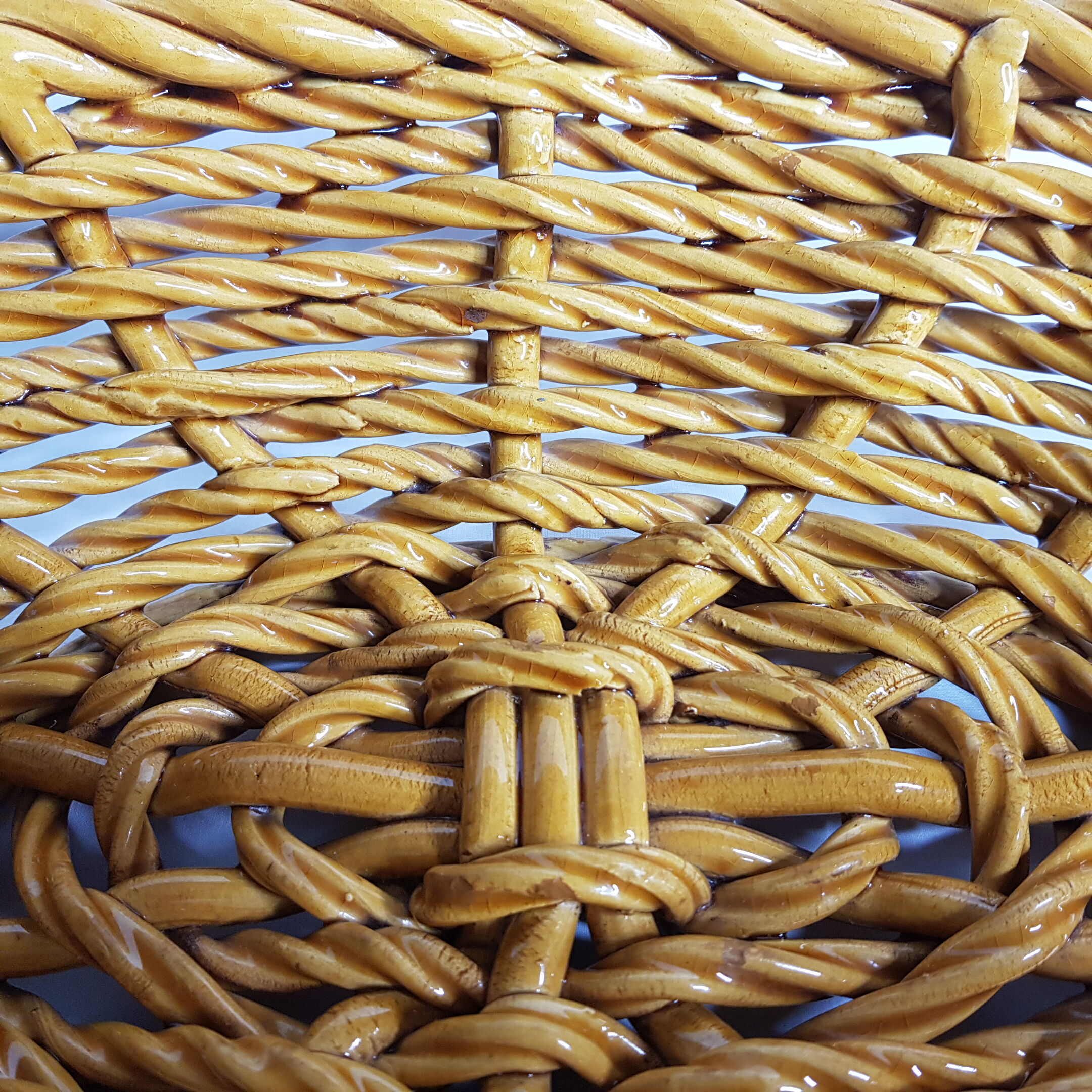 Fruit basket in golden yellow braided dab