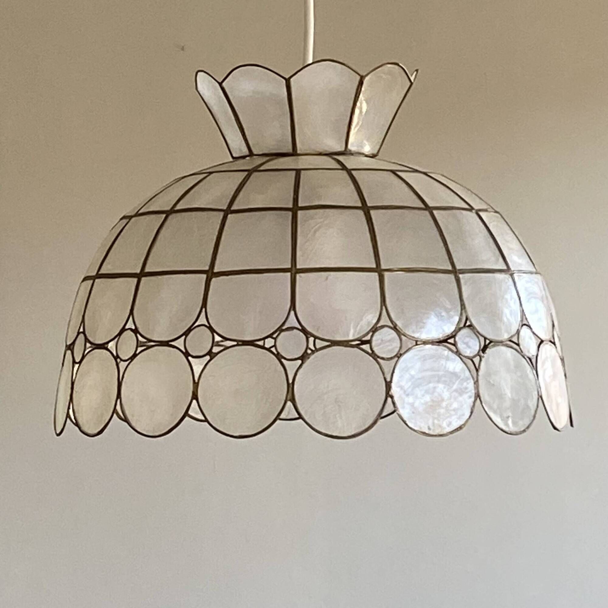 Suspension lampshade in mother-of-pearl 1950 vintage light fixture