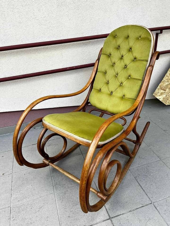 Vintage rocking chair