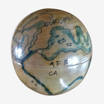 Globe terrestre gigogne