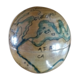Earth globe gigogne
