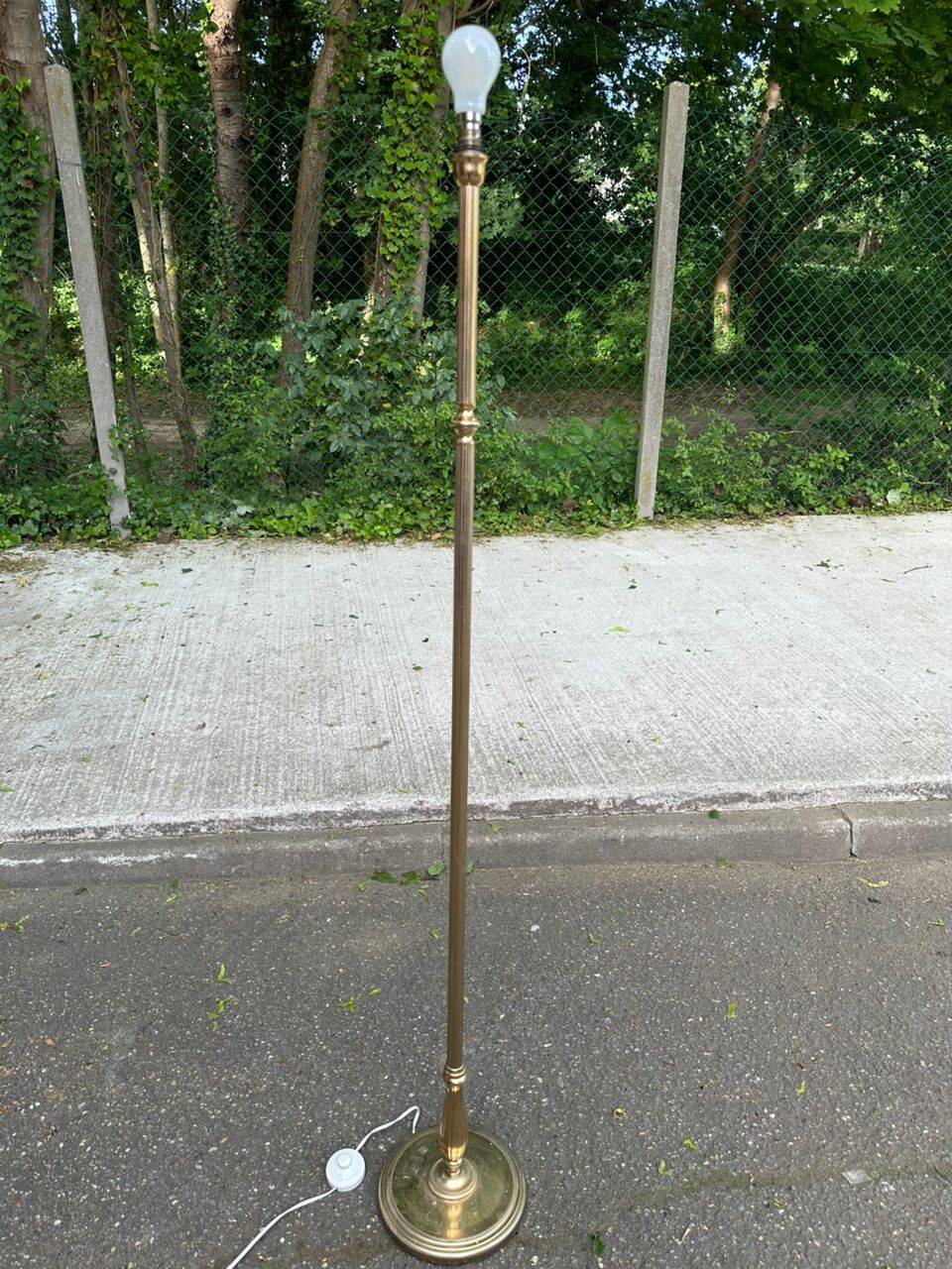 Vintage brass floor lamp from the 20th century.