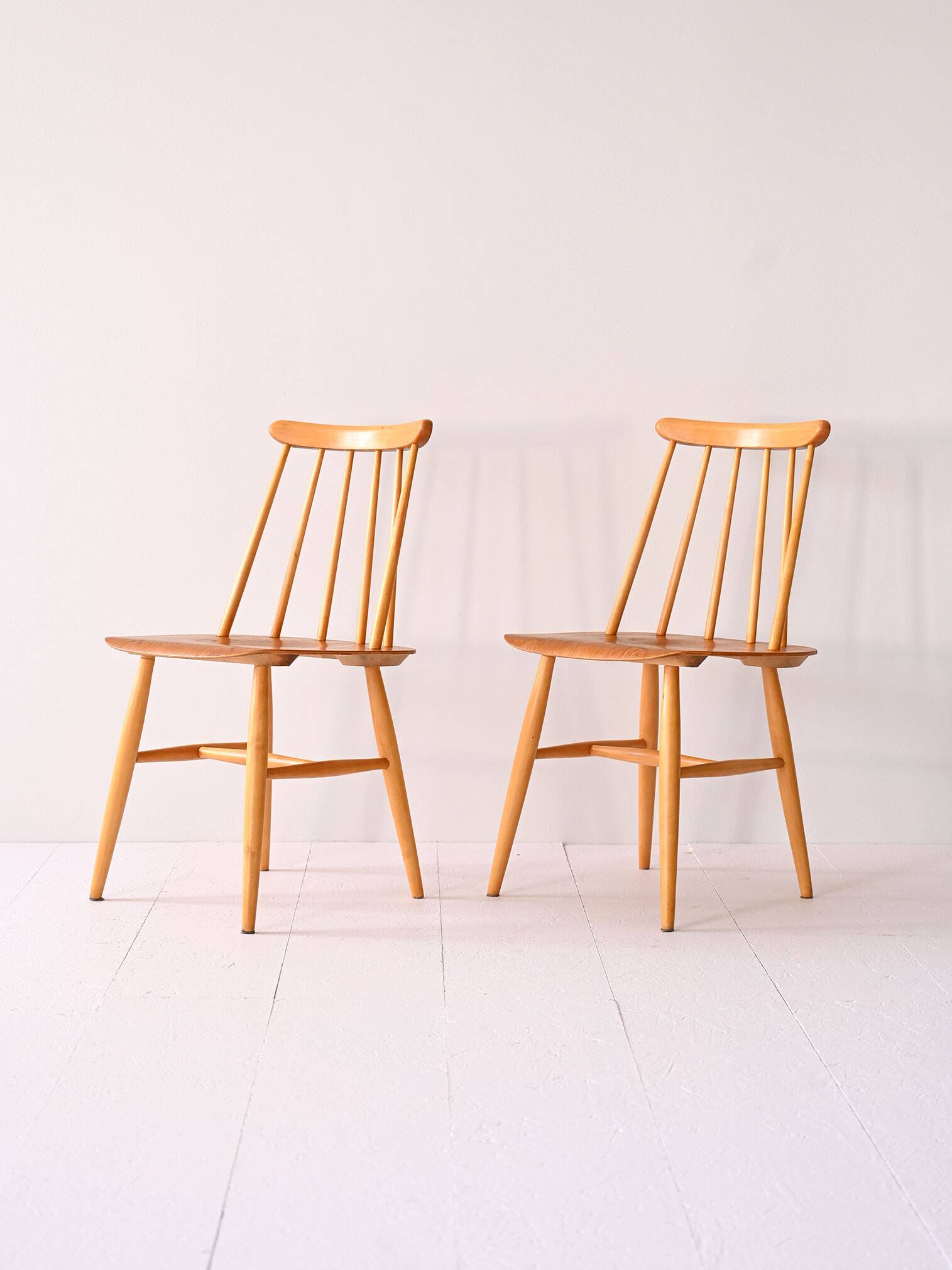2 vintage Scandinavian chairs