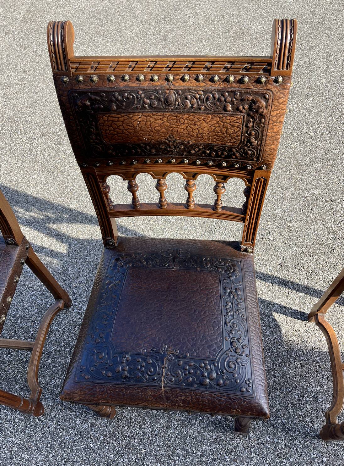 6 Henri II chairs