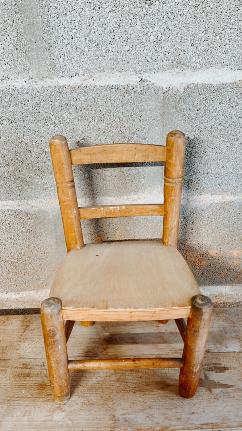 Vintage child brutalist chair