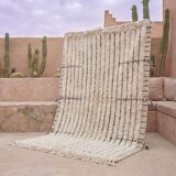 Handmade traditional pure wool carpet, size 100x200 cm.