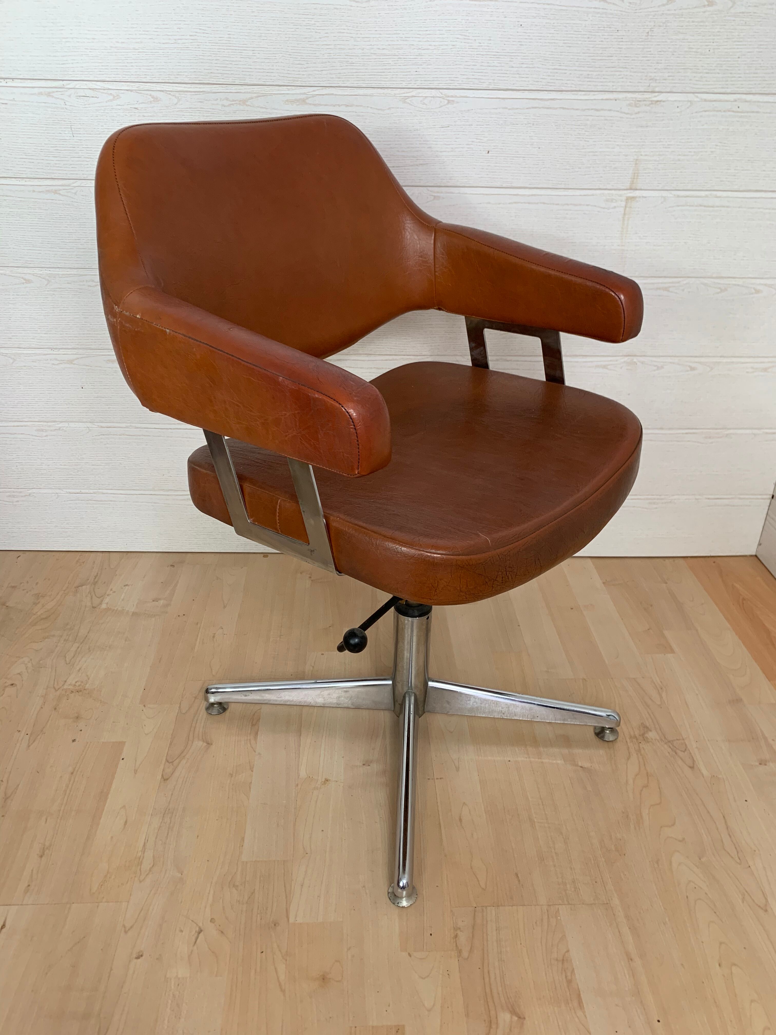 Vintage office chair - 1970