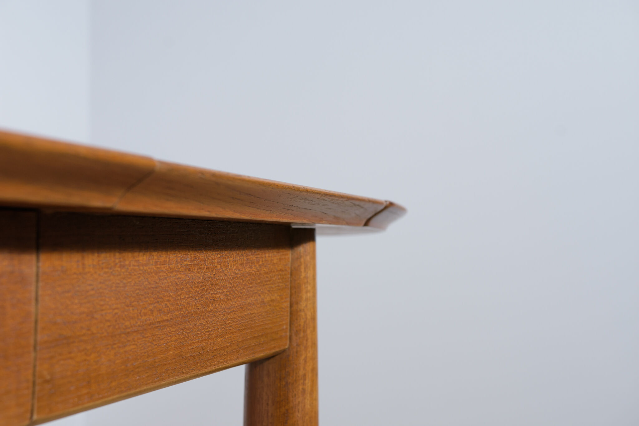 Table à manger extensible en teck, années 1960