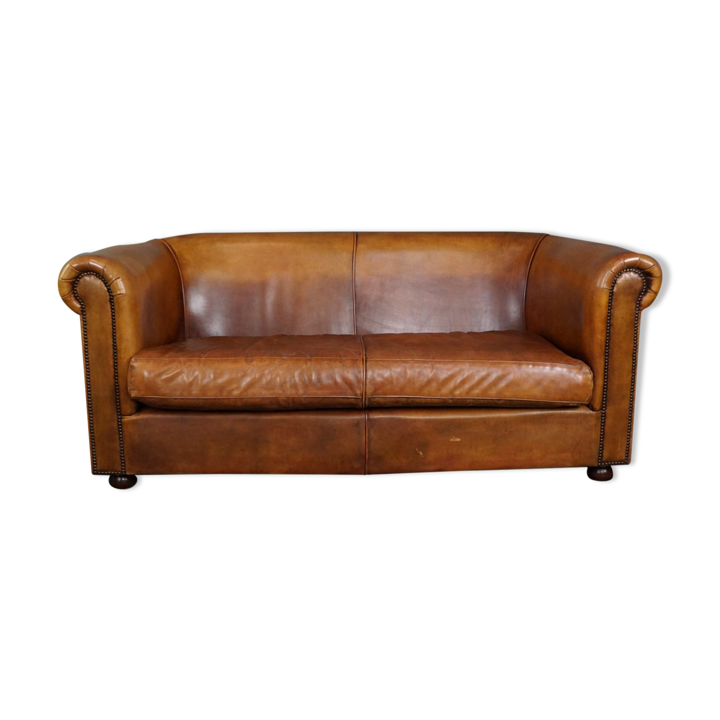 Beautifully colored 2.5-seater cowhide sofa