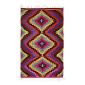 Tapis kilim turc Yuruk vintage à décor géométrique rose, jaune et bleu