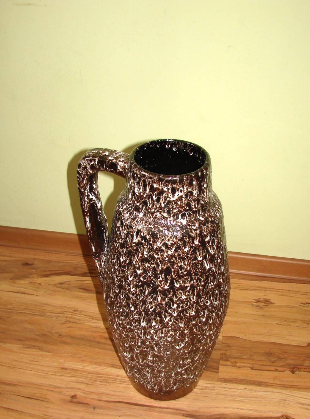 Ceramic vase, Germany, 1960s.