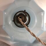 Blue opaline suspension