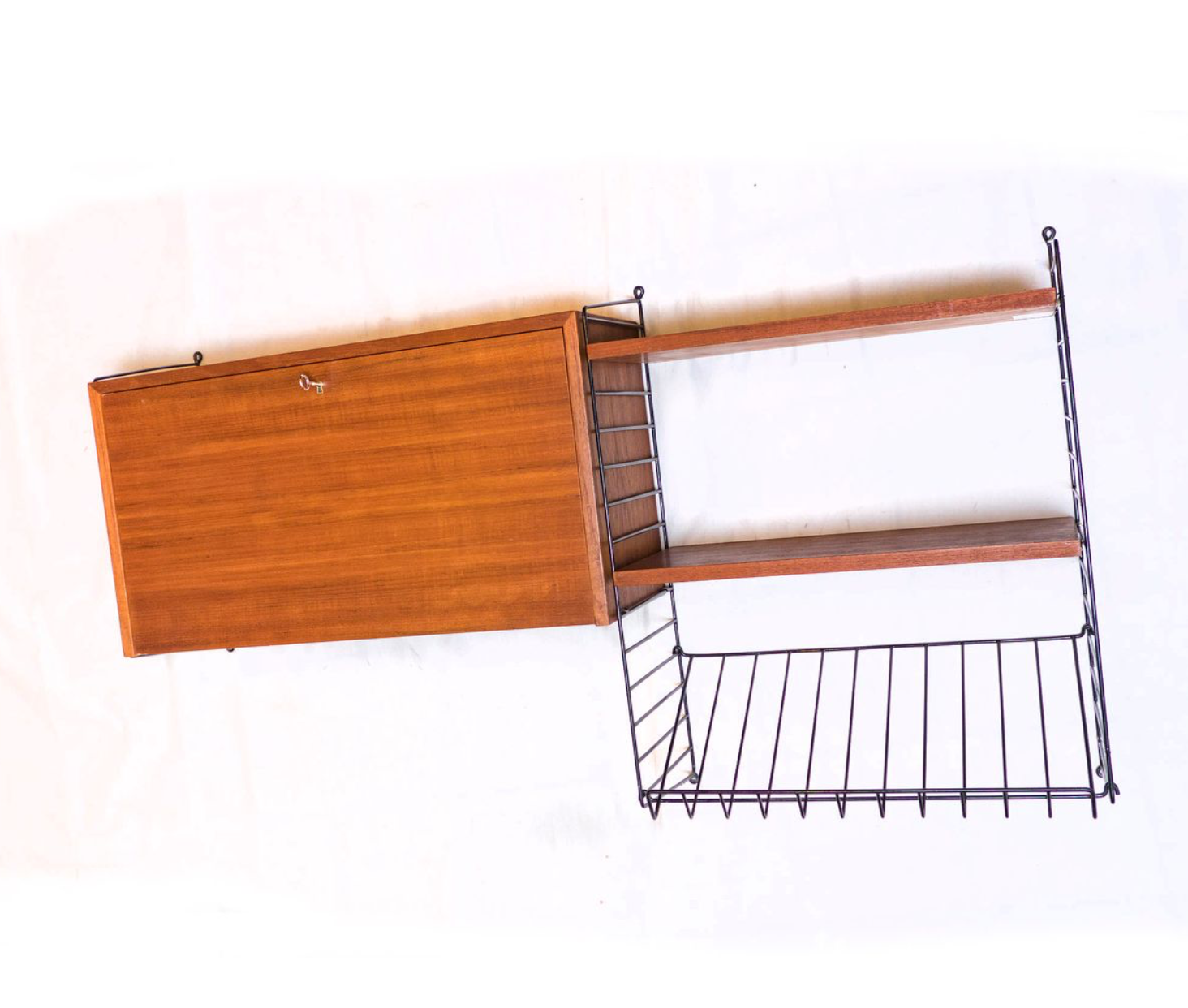 Recipient teak shelf - magazine holder by Kajsa - Nils "Nisse" Strinning for String 1960s