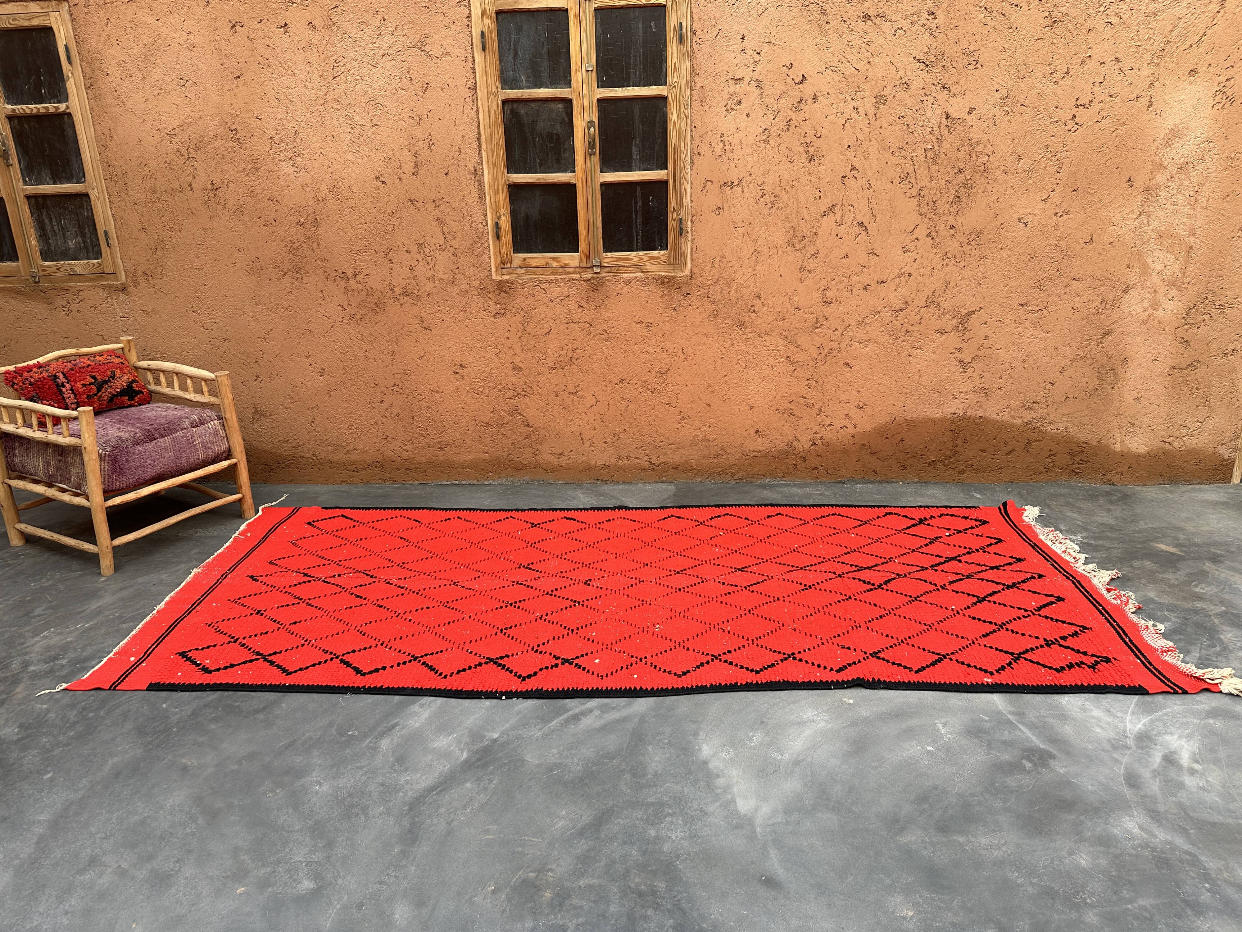 Moroccan carpet boujad red - 152 x 355 cm