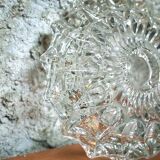 Cendrier en verre ciselé