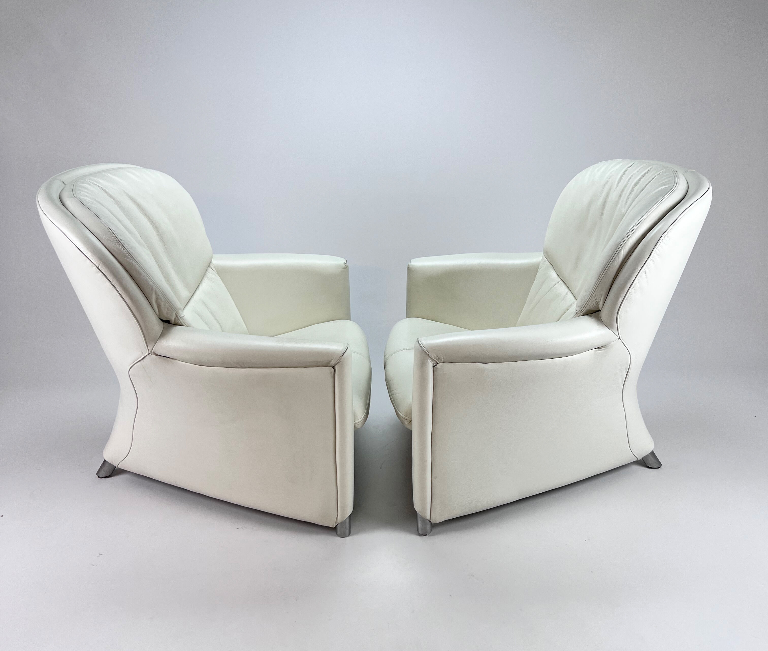 Set of 2 white leolux excalibur by jan armgardt, 1990s