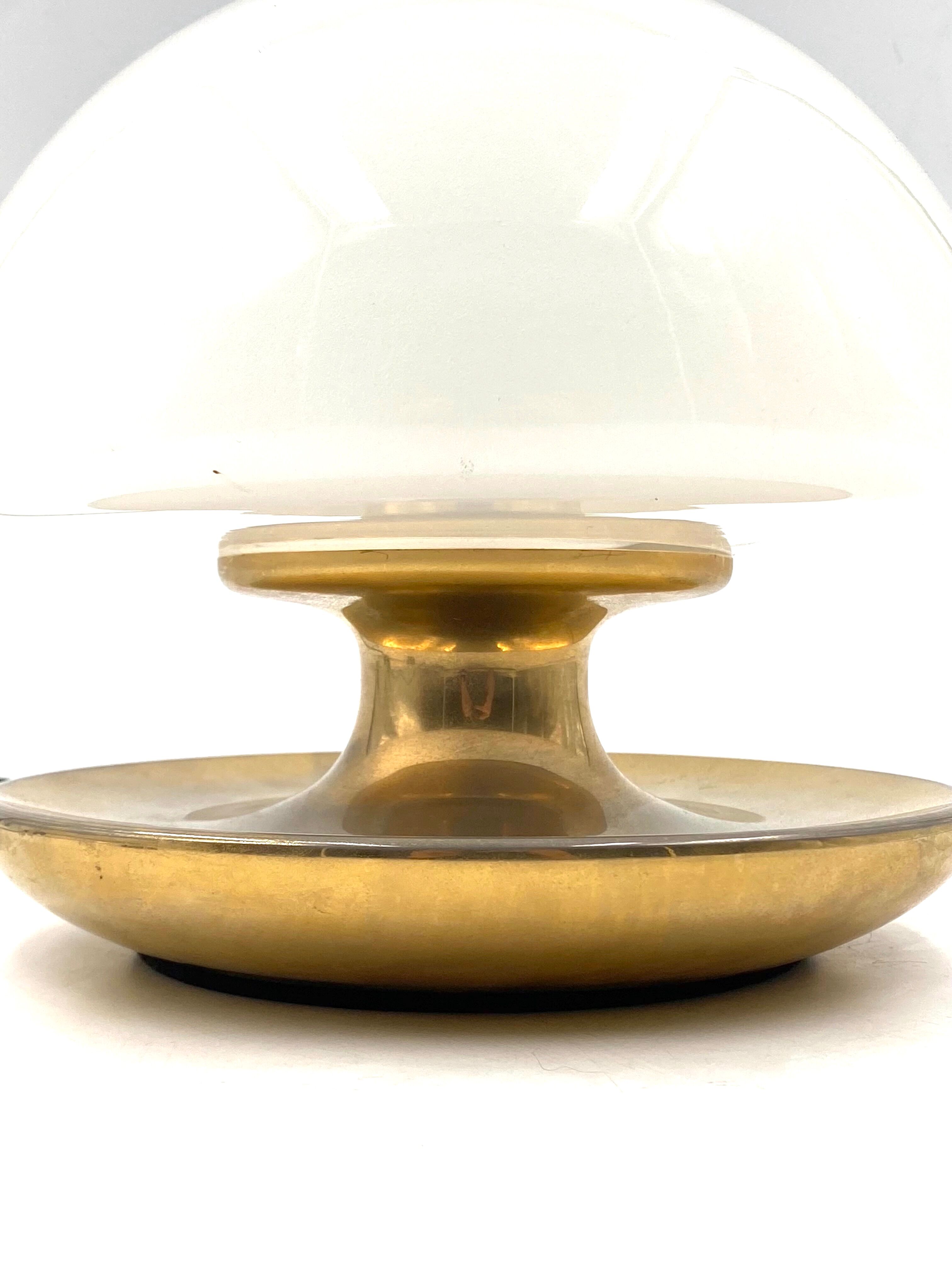 Mushroom mod. VP gold table lamp, Vittorio Balli e Romeo Ballardini, Sirrah, 1970s