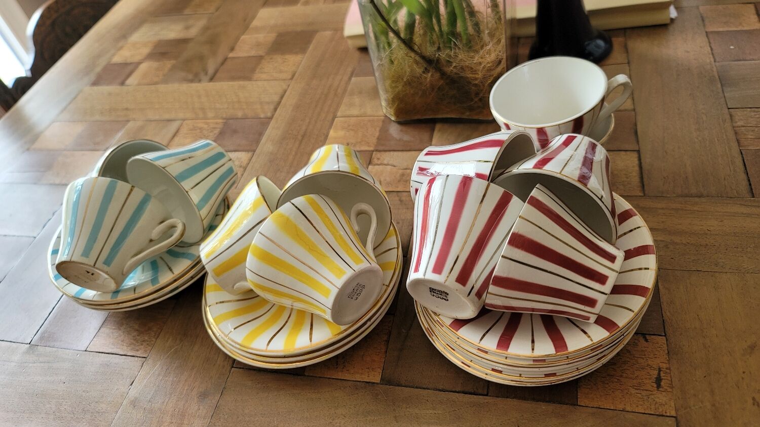 3 cups and digoin cups