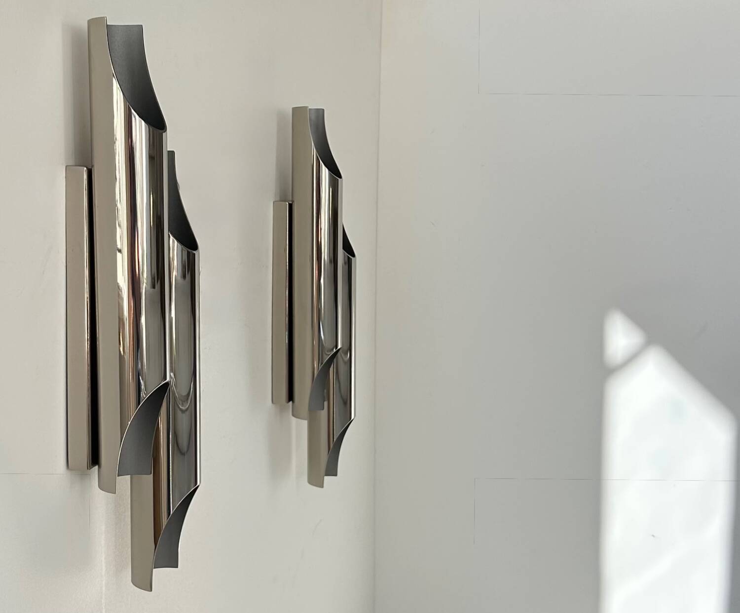 Pair of vintage double wall lights, chrome metal, Delightfull Galiano