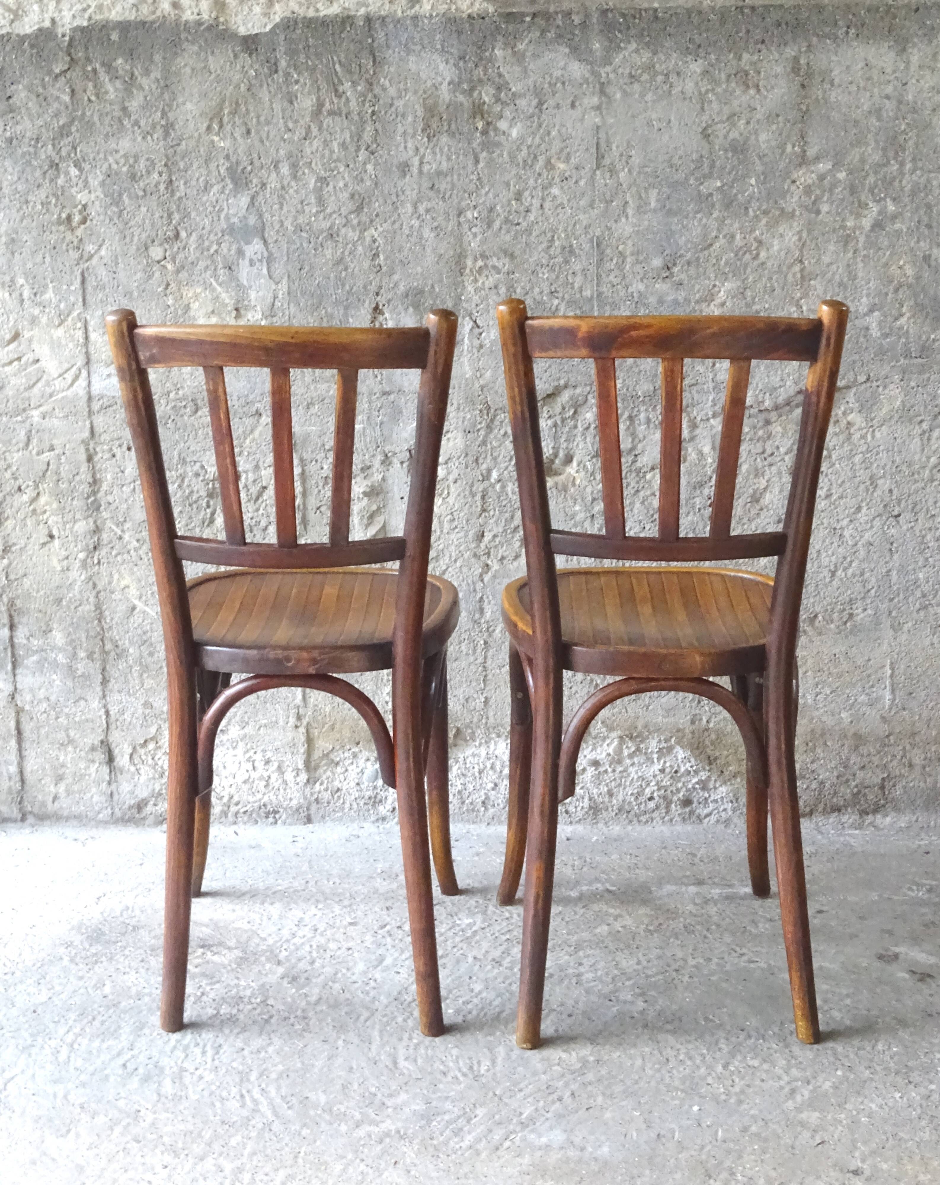 4 chairs Baumann bistrot 1925 sitting wood, "patina bistro of the corner"