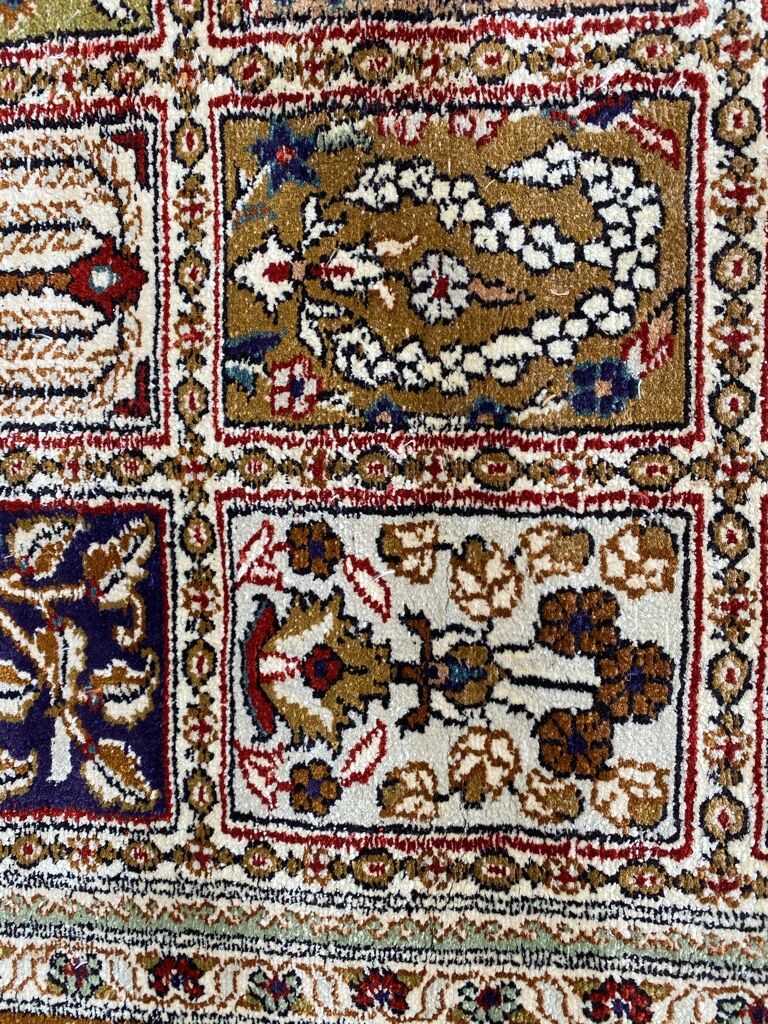 Vintage turkish silk carpet 92x157 cm